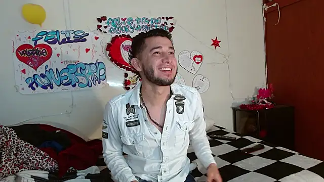 picante70  online show from December 2025 11:07:01 AM