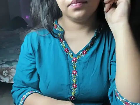 Divya68 online show from October 2025 06:08:01 PM