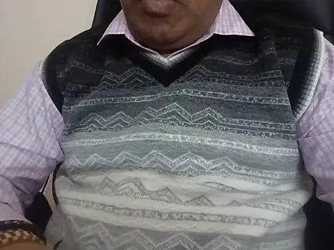 Snapshot of sassycouple3x chatting on November 2025 11:42:01 AM sassycouple3x online show from November 2025 11:42:01 AM