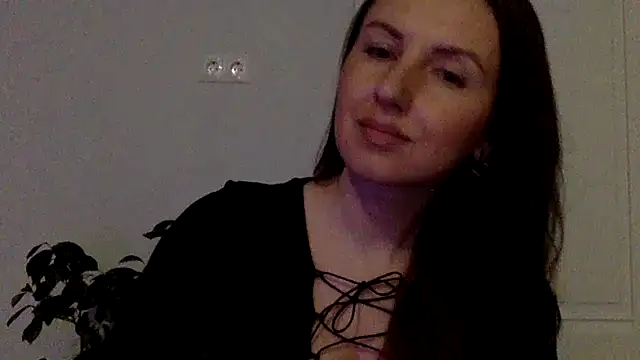 Snapshot of Melivorra chatting on February 2026 07:06:01 PM Melivorra online show from February 2026 07:06:01 PM