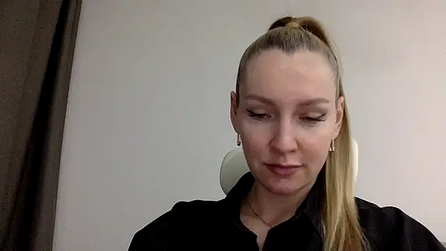 Snapshot of Neralith chatting on June 2026 07:12:02 PM Neralith online show from June 2026 07:12:02 PM