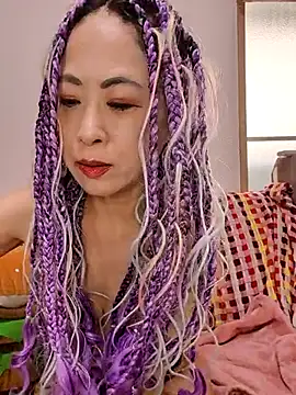 Snapshot of jyuse000ryuse chatting on July 2026 11:18:01 PM jyuse000ryuse online show from July 2026 11:18:01 PM