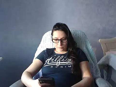 LuckyLisa23 online show from March 2026 02:50:01 PM