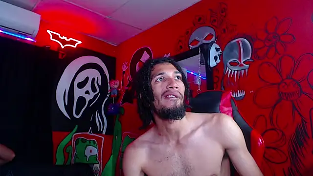 Snapshot of Monsterdominationx chatting on December 2025 02:33:01 PM Monsterdominationx online show from December 2025 02:33:01 PM