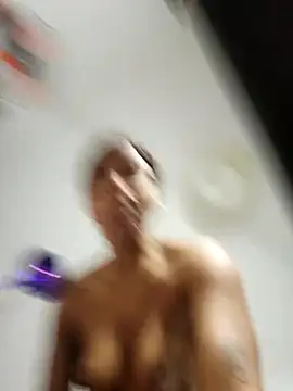 Jxxxa2 online show from November 2025 11:32:01 AM