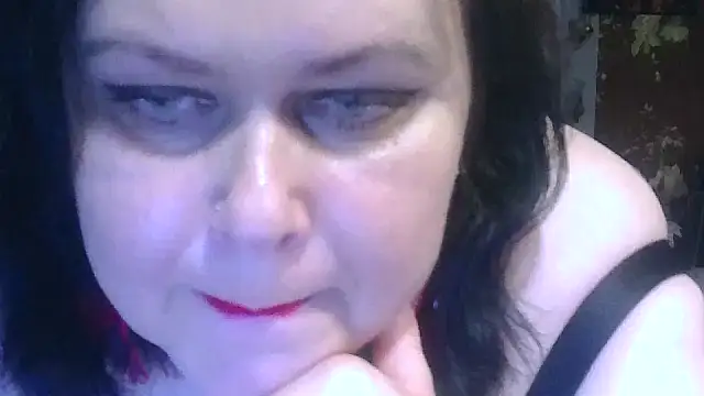 Snapshot of CharleeKendall chatting on November 2025 04:06:01 PM CharleeKendall online show from November 2025 04:06:01 PM