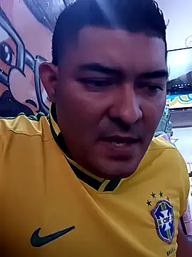 Snapshot of sexyandres_23 chatting on December 2025 04:23:01 PM sexyandres 23 online show from December 2025 04:23:01 PM