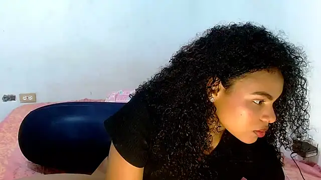 Valerii smithh online show from December 2025 12:05:01 AM