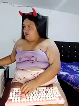 Snapshot of natt-bigass chatting on November 2025 03:05:02 AM natt-bigass online show from November 2025 03:05:02 AM