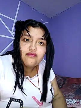 natt-bigass online show from April 2026 02:05:01 AM