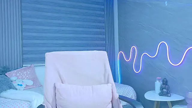 Snapshot of Naaomi_cute chatting on October 2025 08:55:02 AM Naaomi cute online show from October 2025 08:55:02 AM