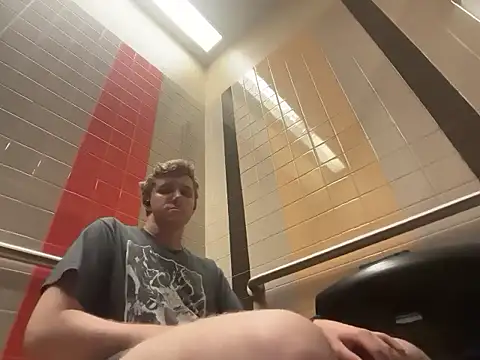 eddieeeeee1232 online show from October 2025 03:16:01 PM