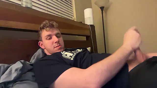 eddieeeeee1232 online show from December 2025 05:14:01 AM