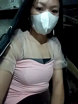 Snapshot of nat-tri chatting on November 2025 09:58:01 PM nat-tri online show from November 2025 09:58:01 PM