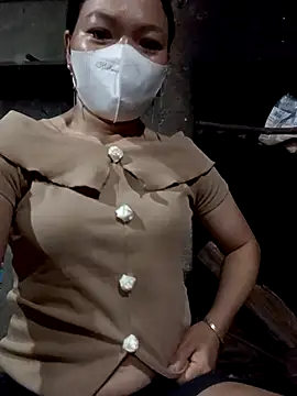 Snapshot of nat-tri chatting on November 2025 12:21:01 AM nat-tri online show from November 2025 12:21:01 AM