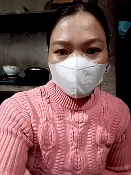 Snapshot of nat-tri chatting on December 2025 12:08:01 AM nat-tri online show from December 2025 12:08:01 AM