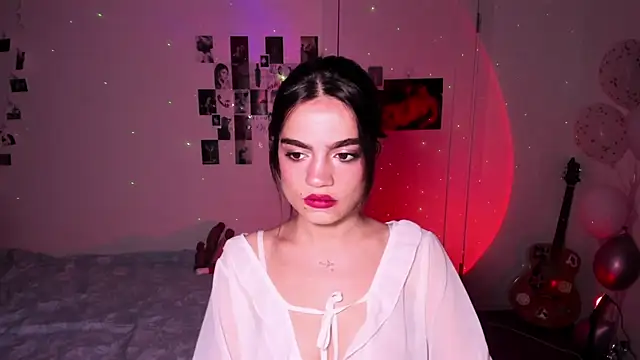 nightfloatt online show from November 2025 12:49:02 PM