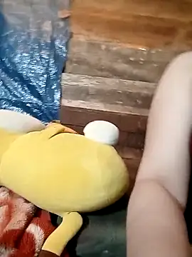 Snapshot of LalayCii chatting on November 2025 06:12:01 AM LalayCii online show from November 2025 06:12:01 AM