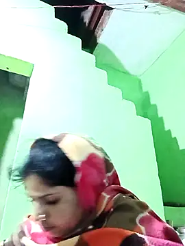 Karishma cute online show from November 2025 11:49:02 PM