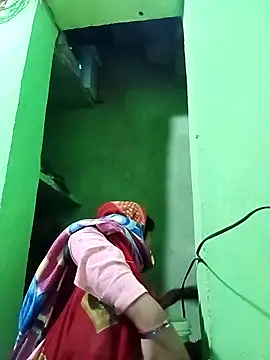 Karishma cute online show from November 2025 01:51:02 AM