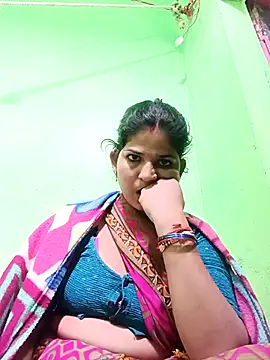 Karishma cute online show from November 2025 05:00:02 AM