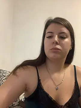 MiraCastellon online show from November 2025 11:43:01 AM