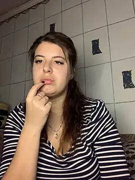 MiraCastellon online show from November 2025 11:54:02 AM