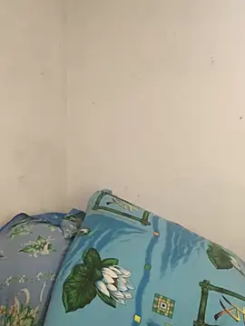 MiraCastellon online show from January 2026 11:48:01 AM