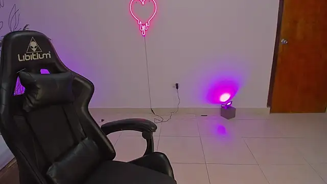 merida 06 online show from November 2025 03:06:02 AM