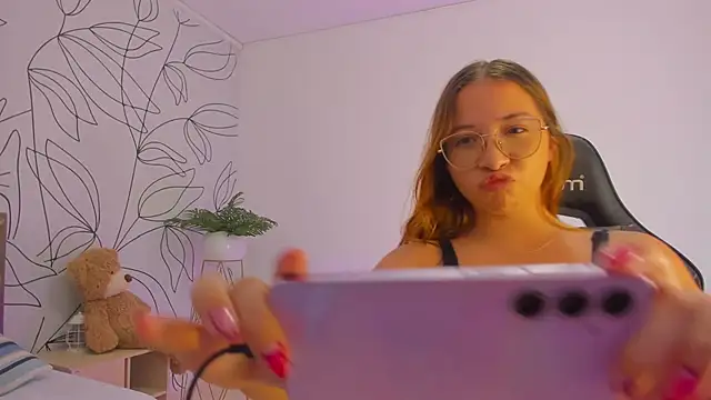 merida 06 online show from November 2025 09:48:01 PM