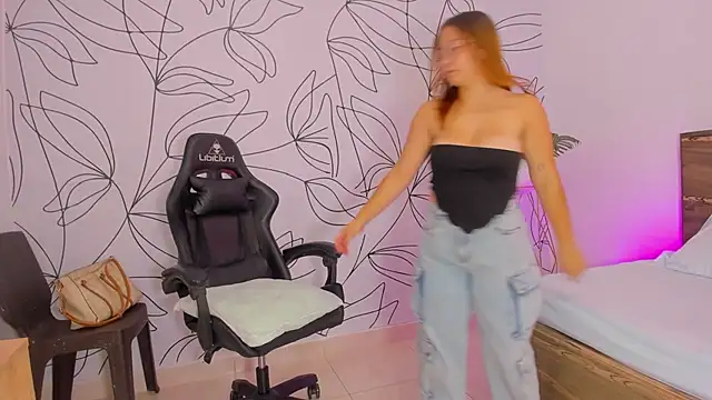 merida 06 online show from November 2025 10:44:02 PM