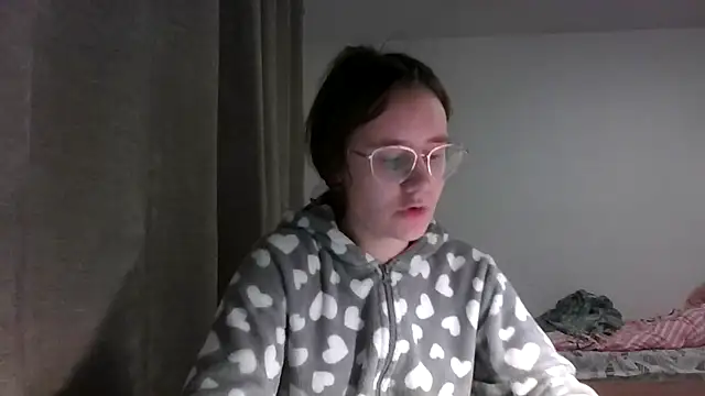 LuckySLove online show from January 2026 06:44:02 PM