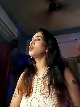 Snapshot of Darling_Annie chatting on November 2025 06:30:02 PM Darling Annie online show from November 2025 06:30:02 PM