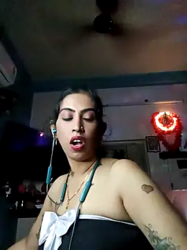 Snapshot of Darling_Annie chatting on December 2025 07:08:02 PM Darling Annie online show from December 2025 07:08:02 PM