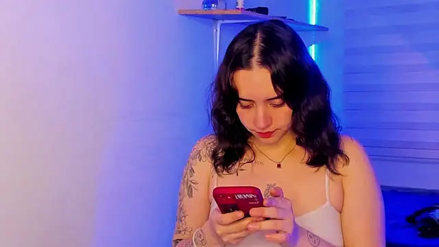 Snapshot of Emily_Lindey chatting on October 2025 03:31:01 AM Emily Lindey online show from October 2025 03:31:01 AM