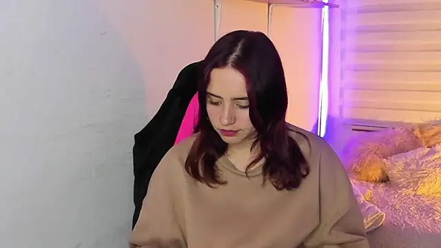 Emily Lindey online show from January 2026 03:44:02 AM