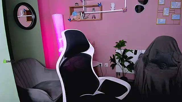 astren villo online show from November 2025 08:11:02 PM