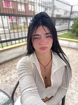 PamelaJonsom  online show from February 2026 04:18:01 PM