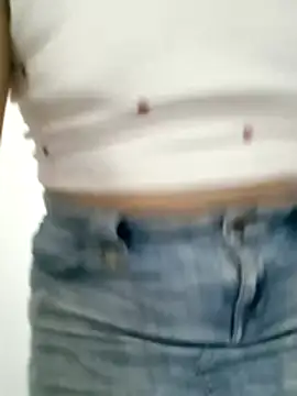 Snapshot of La-Gatiita-trans chatting on October 2025 02:34:01 AM La-Gatiita-trans online show from October 2025 02:34:01 AM