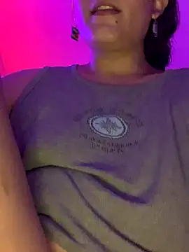 Snapshot of La-Gatiita-trans chatting on October 2025 03:51:02 AM La-Gatiita-trans online show from October 2025 03:51:02 AM