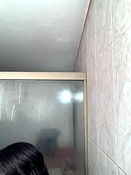 Snapshot of La-Gatiita-trans chatting on November 2025 04:50:01 PM La-Gatiita-trans online show from November 2025 04:50:01 PM