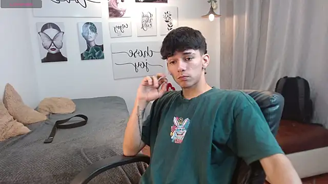 AmethystShadow17 online show from November 2025 03:55:02 PM