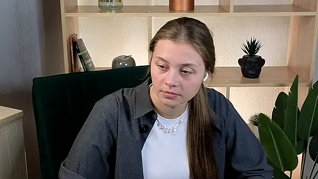 Snapshot of BeulahPrudente chatting on October 2025 12:28:02 PM BeulahPrudente online show from October 2025 12:28:02 PM