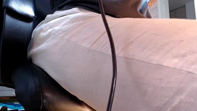 shanabellucy online show from April 2026 01:11:02 AM