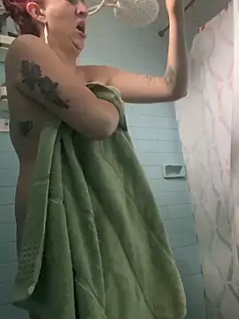 Zoe fire online show from November 2025 12:02:02 PM