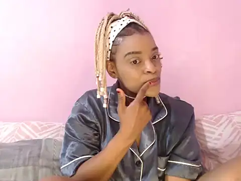 Snapshot of fifiqueen25 chatting on October 2025 02:34:01 PM fifiqueen25 online show from October 2025 02:34:01 PM