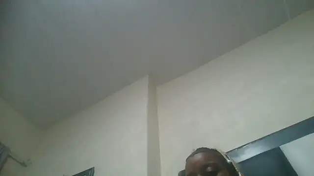 Snapshot of fifiqueen25 chatting on February 2026 11:03:01 PM fifiqueen25 online show from February 2026 11:03:01 PM