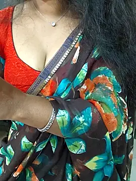 Snapshot of Nikitha_telugu chatting on December 2025 05:03:02 AM Nikitha telugu online show from December 2025 05:03:02 AM