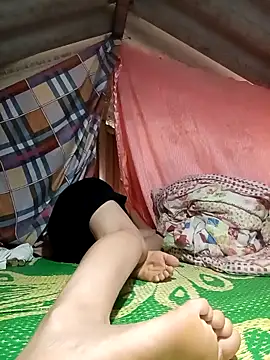 Snapshot of -Kem-01 chatting on November 2025 03:49:01 AM -Kem-01 online show from November 2025 03:49:01 AM