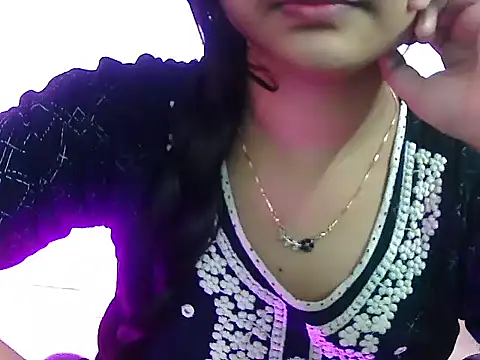 Anshu38 online show from February 2026 06:18:01 PM